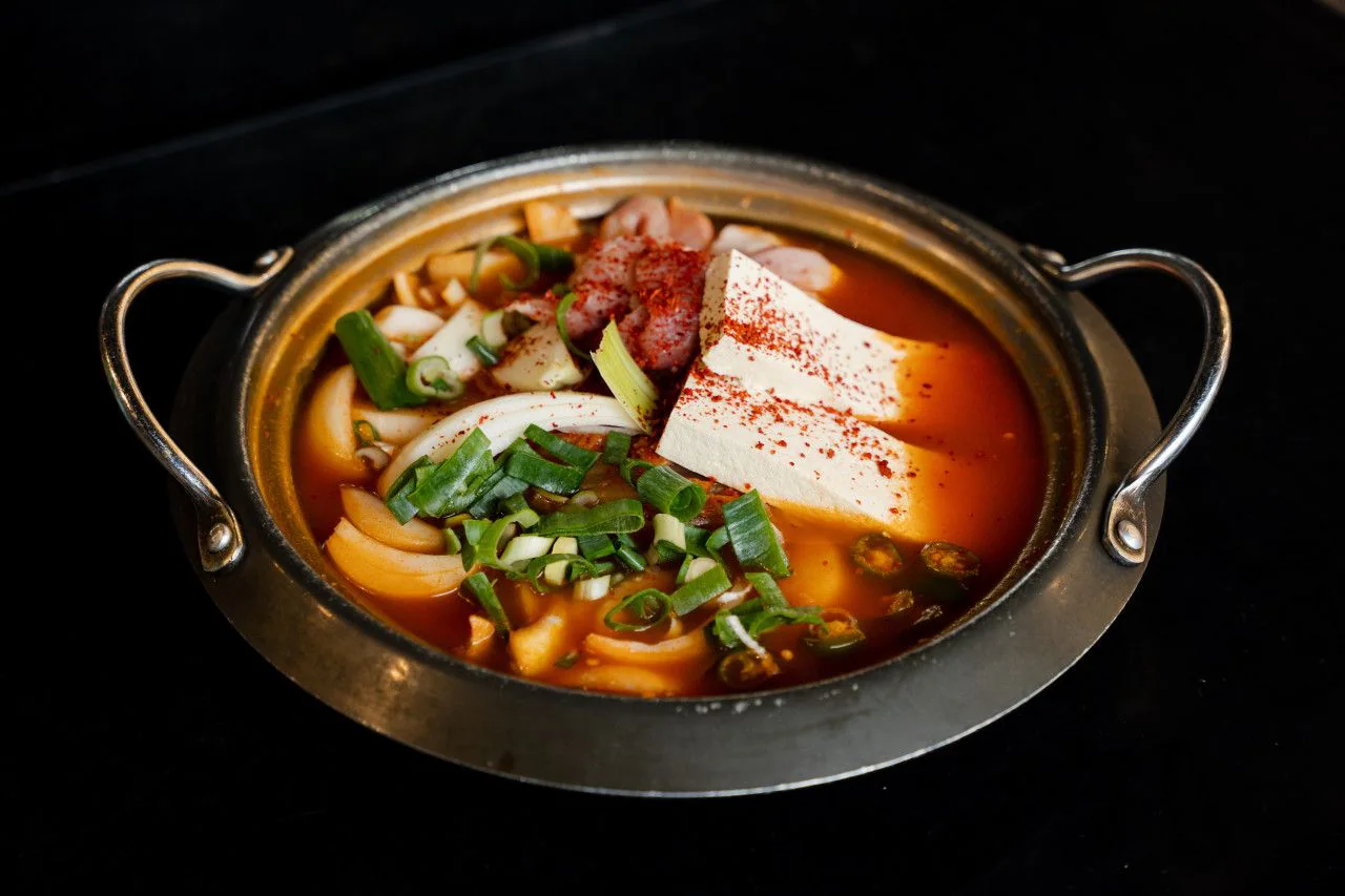 黑豬泡菜鍋 (흑돼지김치찌개)